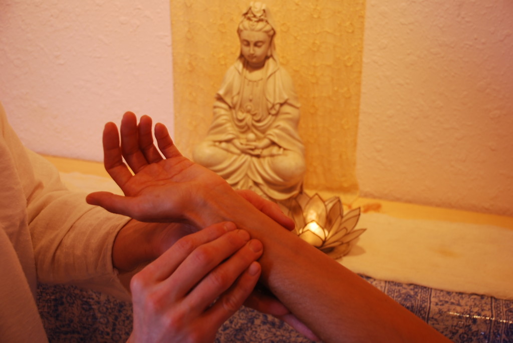 Curso de Masaje ayurveda: Navara Kizhi